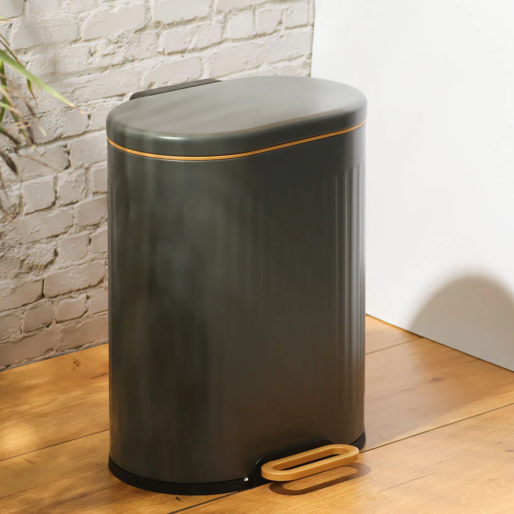 Ovate Pedal Bin 6L - Grey & Gold - Image 4