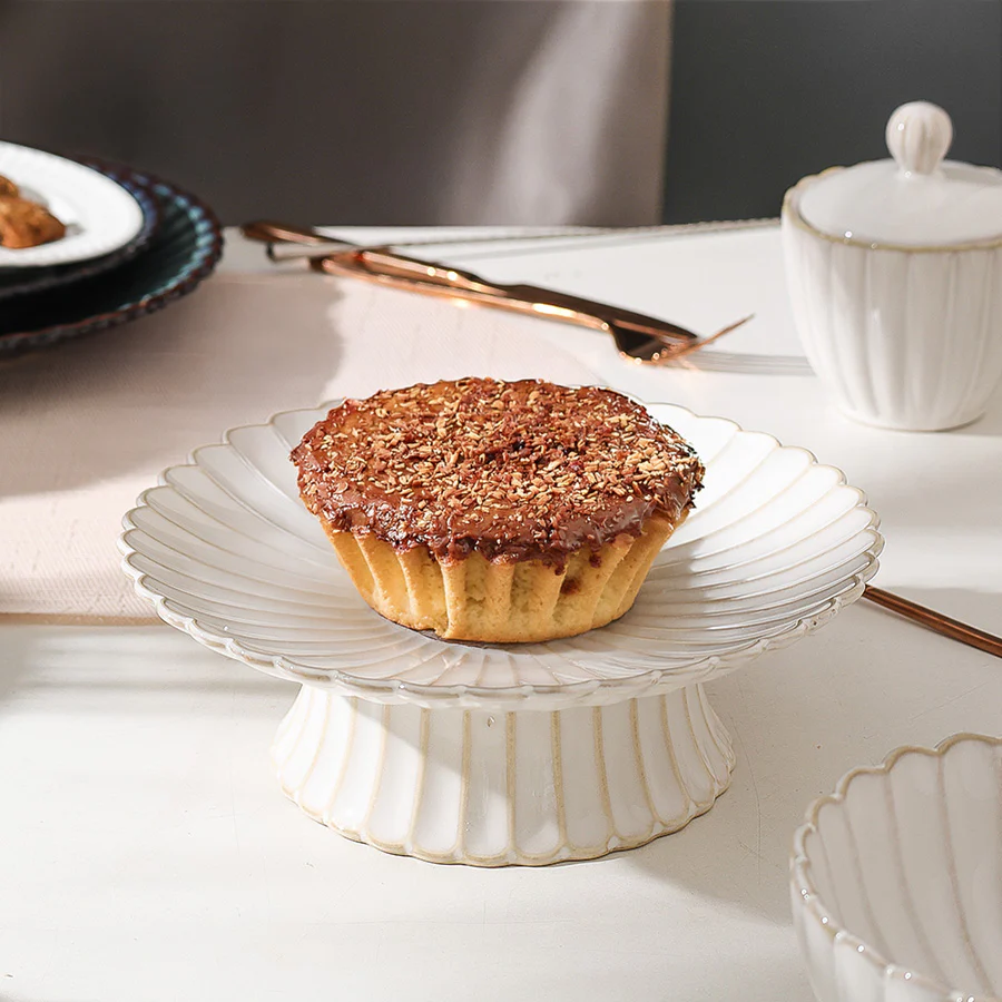 Scallop Elevated Plate - Ivory - Image 3