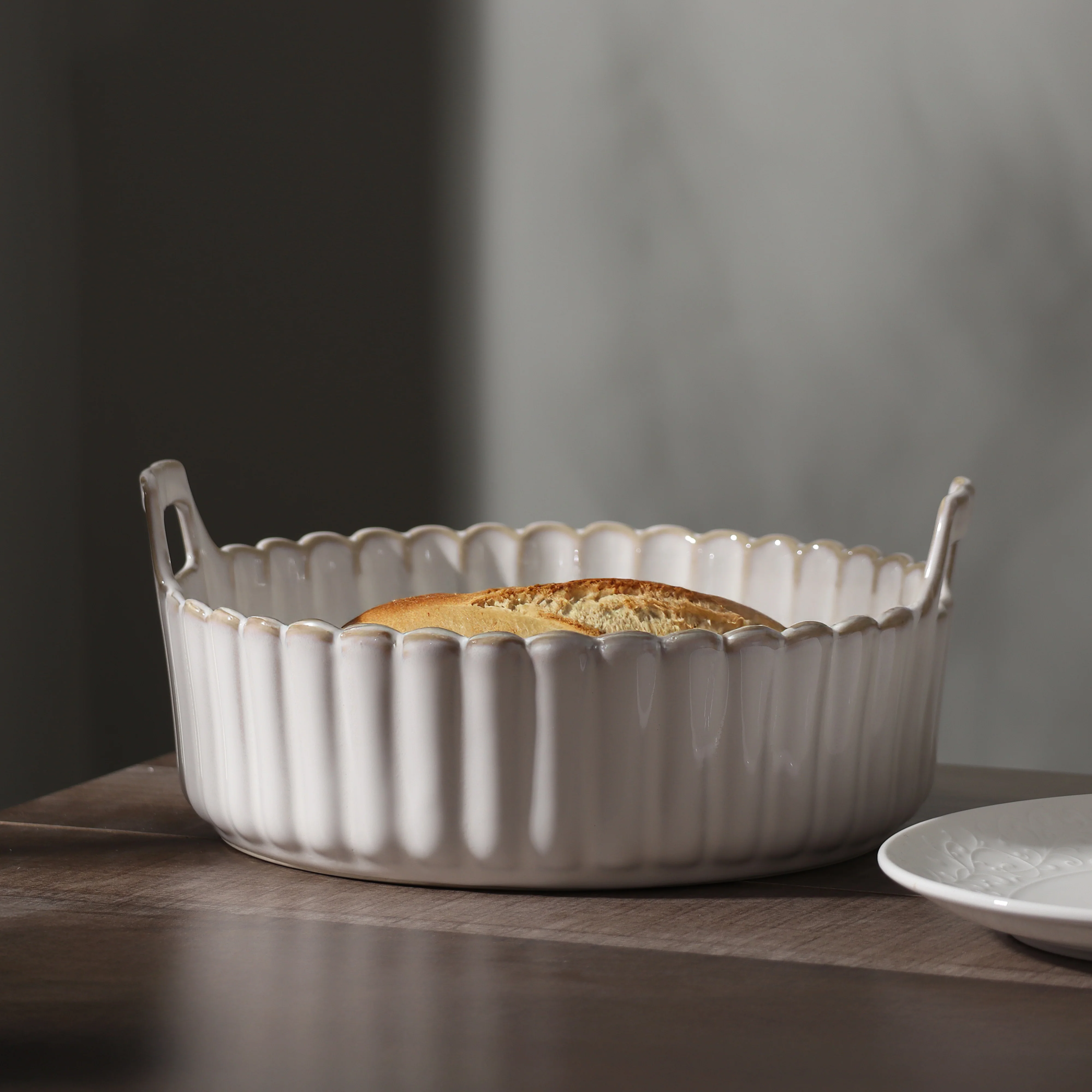 Scallop Round Baking Dish - Ivory