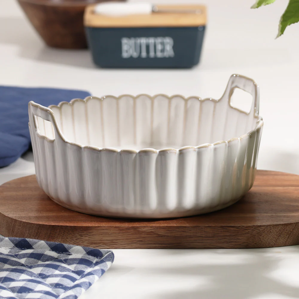 Scallop Round Baking Dish - Ivory - Image 4