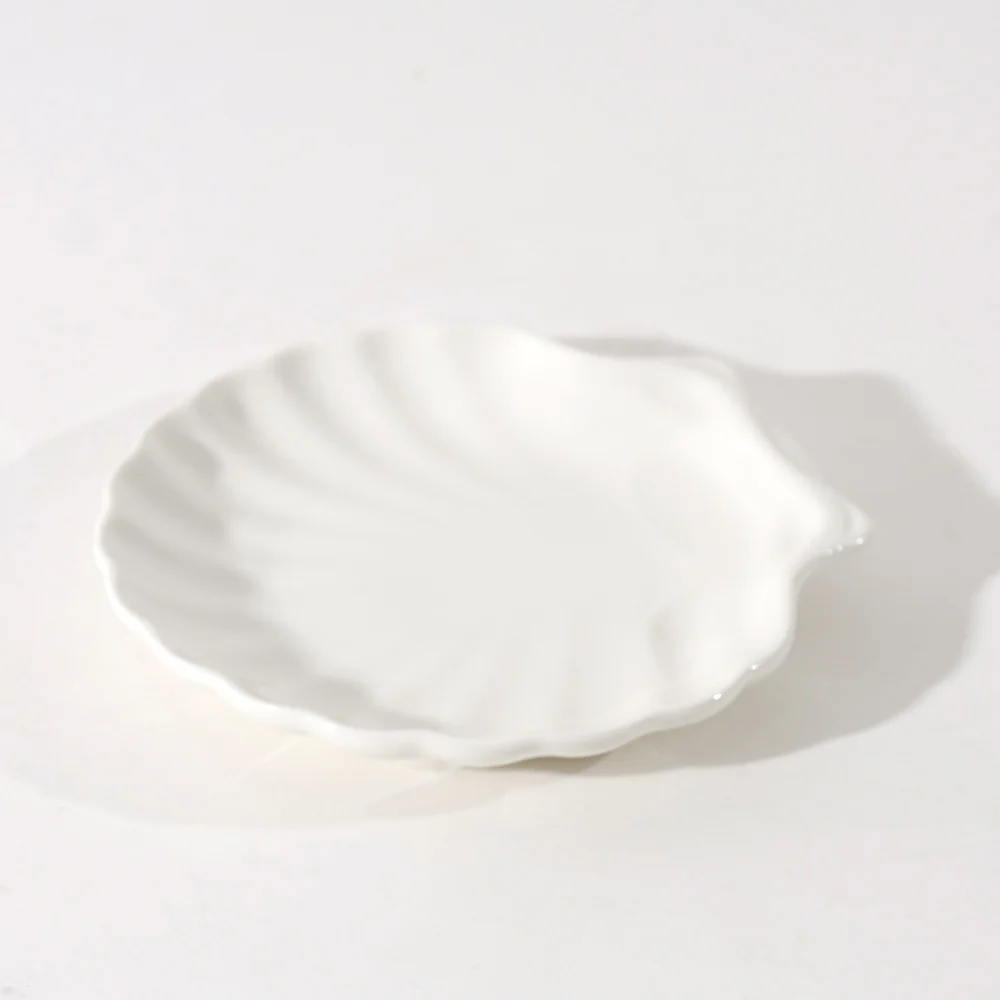 Seashell Porcelain Dessert Plate - White - Image 4