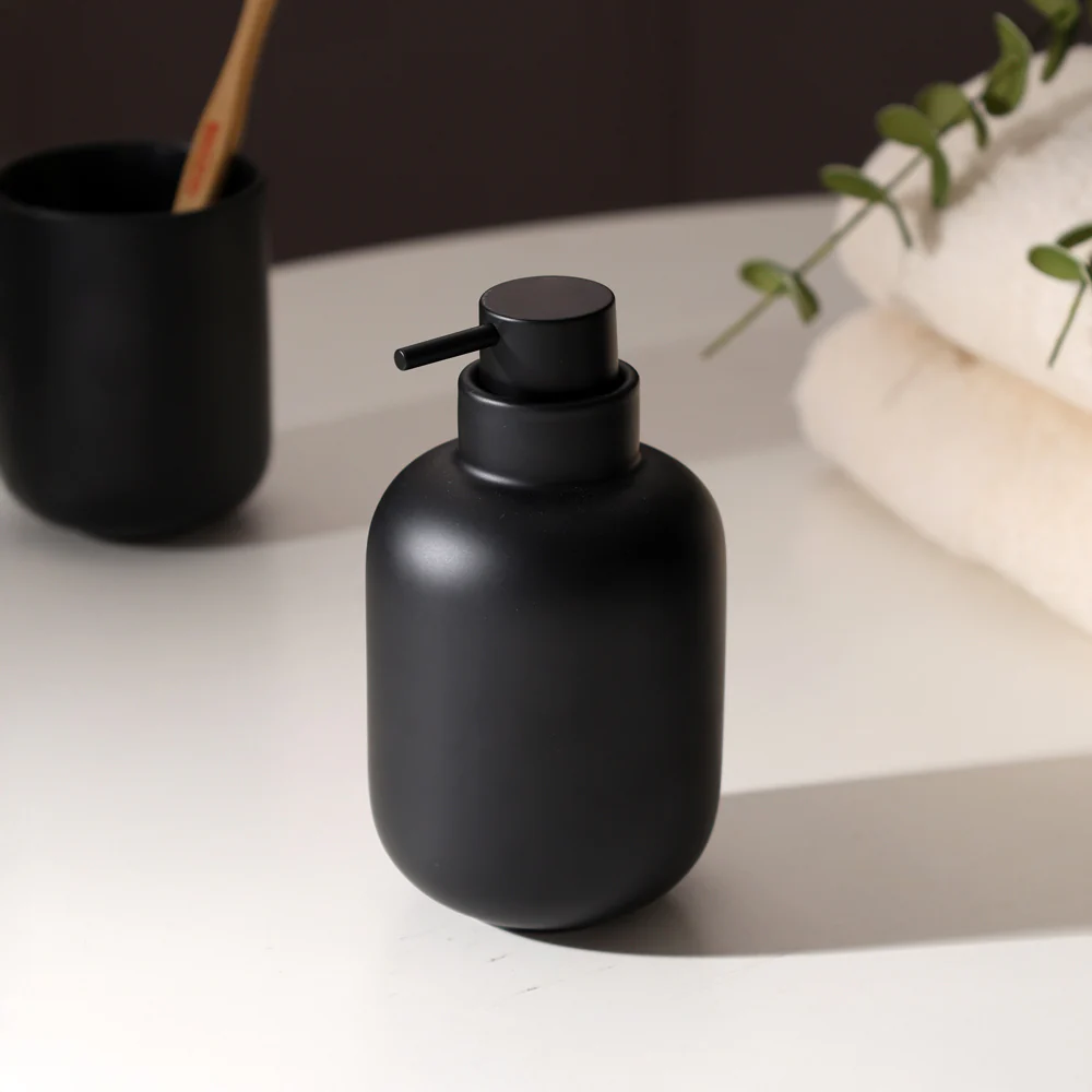 Sensu Soap Dispenser - Black - Image 5