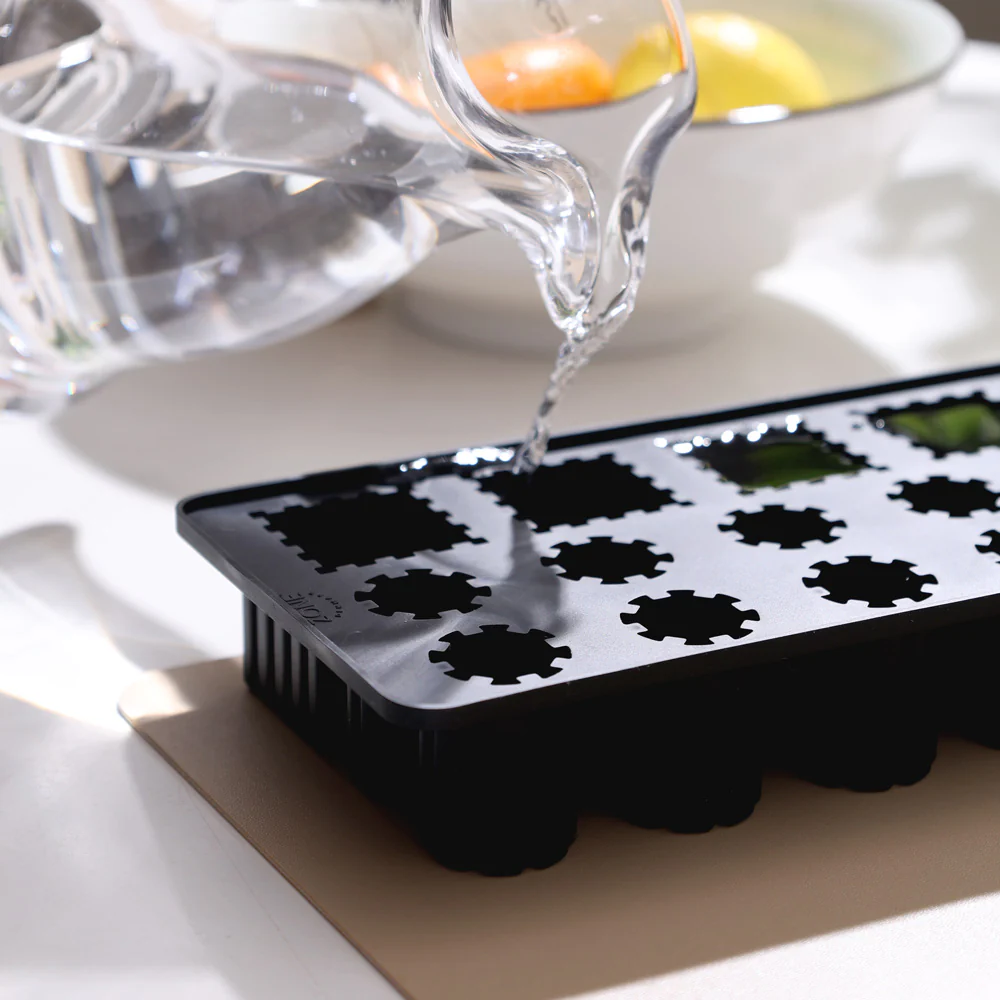 Singles Ice Cube Tray - Black - Image 5