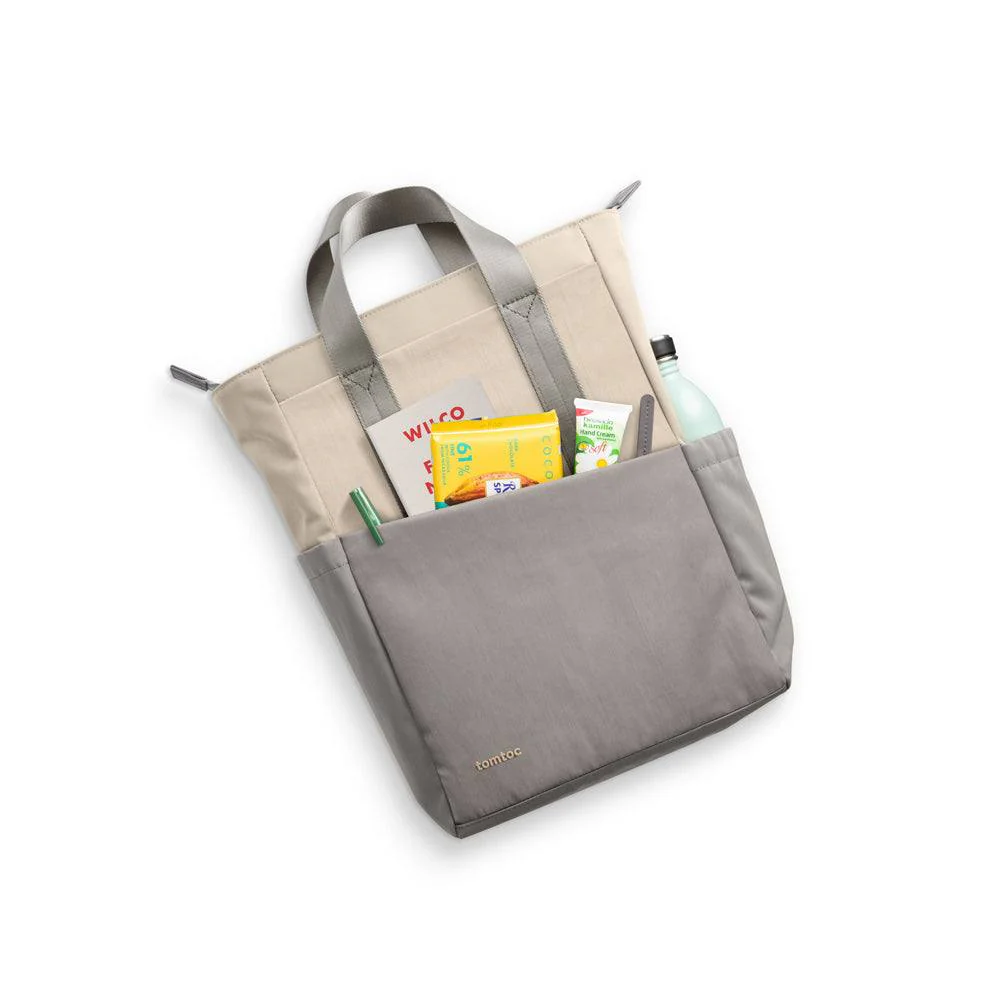 Slash Totepack 12L - Moon Grey - Image 10