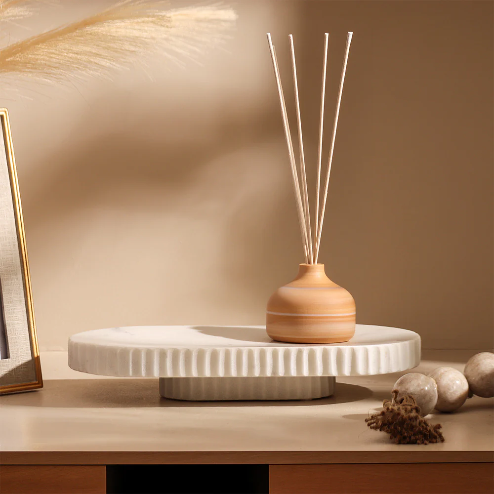 Soli Marble Elevated Tray Medium - White - Image 5