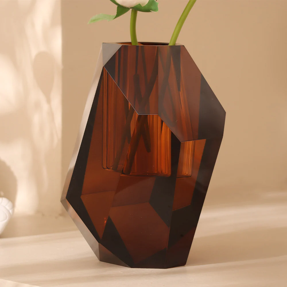 Splendour Crystal Vase - Amber - Image 6