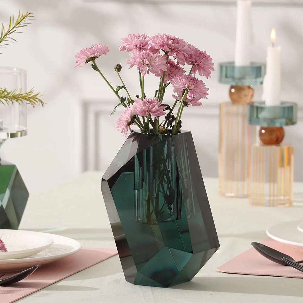 Splendour Crystal Vase - Turquoise - Image 3