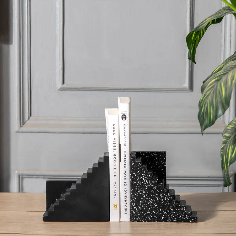 Stairway Bookends, Set of 2 - Black - Image 4