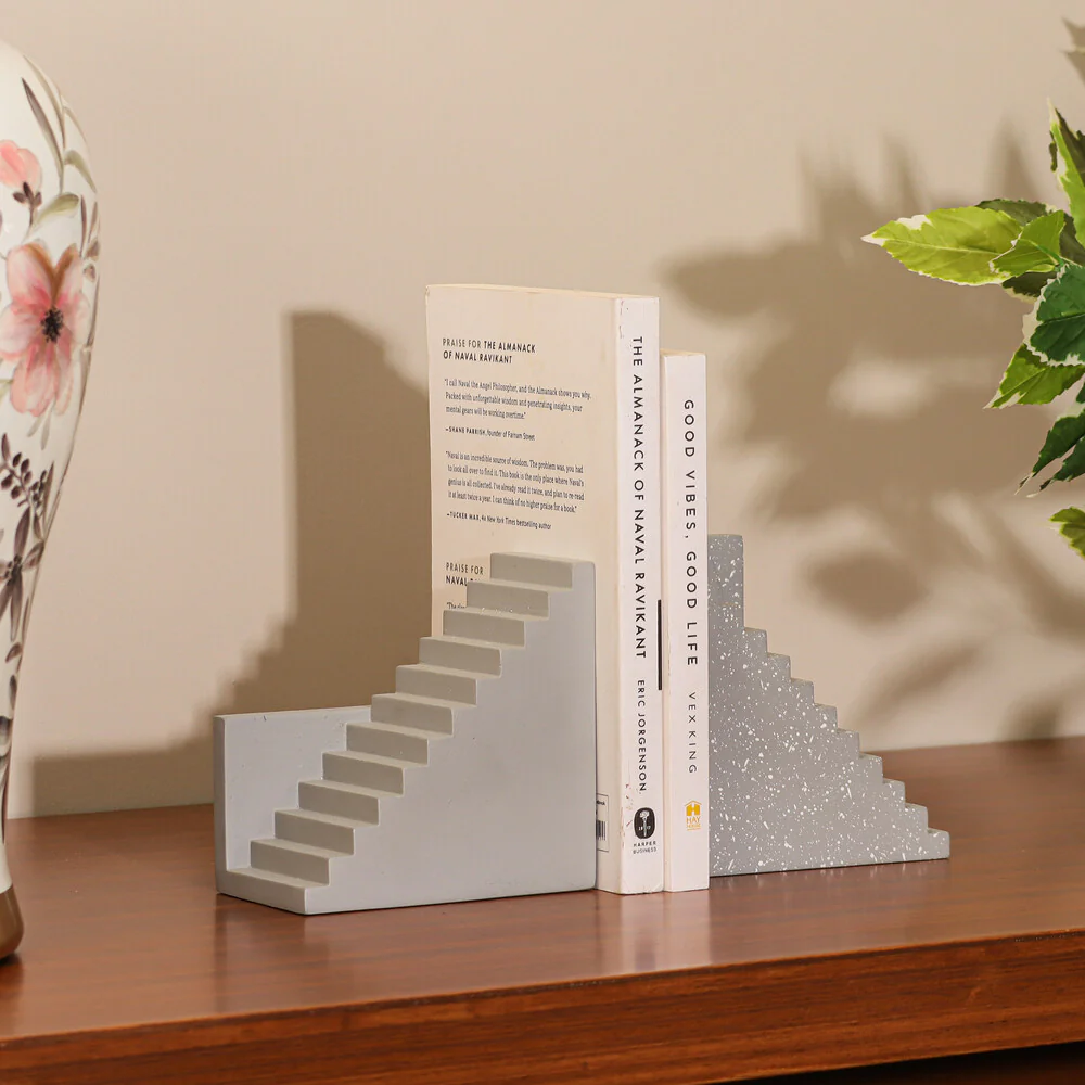 Stairway Bookends, Set of 2 - Grey - Image 4
