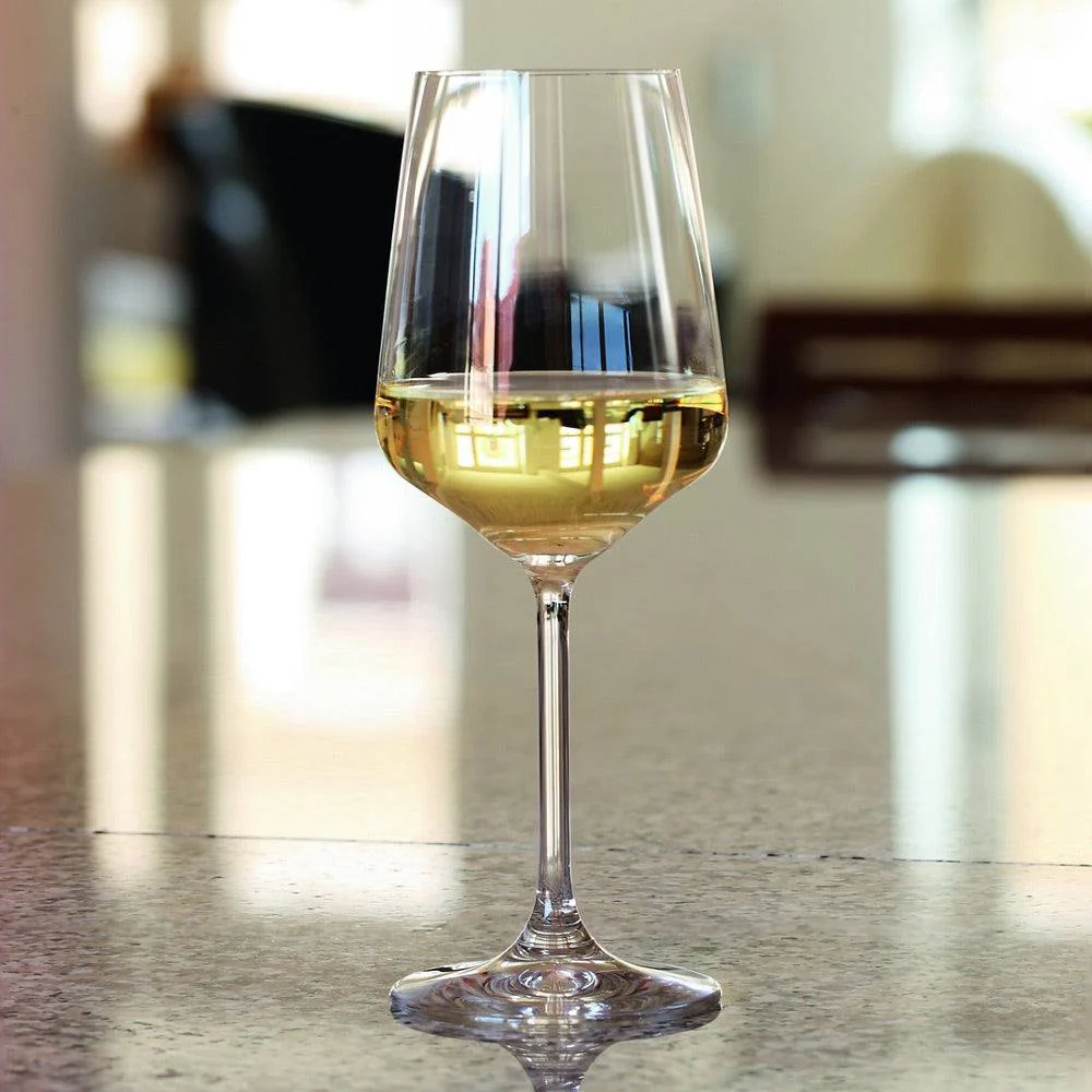 Style White Wine Glasses 440ml, Set of 4 - Image 8
