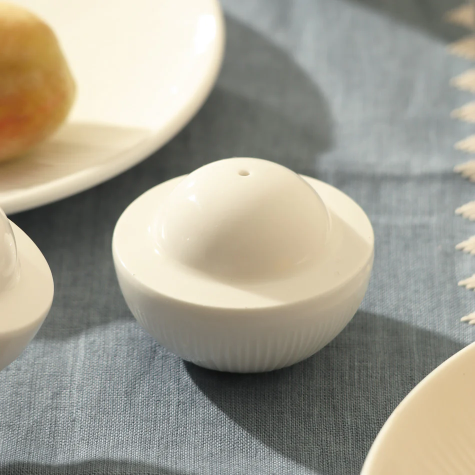 Talia Pepper Shaker - Ivory - Image 4