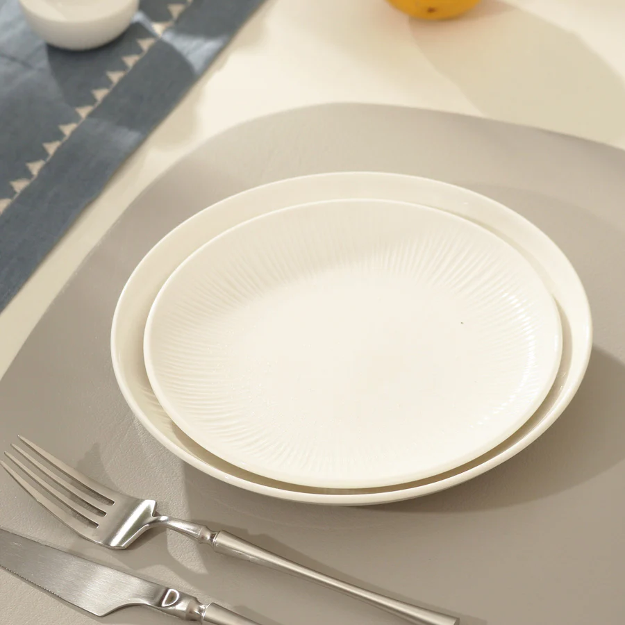 Talia Quarter Plate - Ivory - Image 4