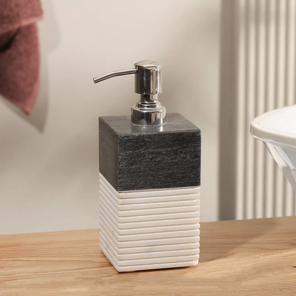 Tazo Marble Soap Dispenser - Black White - Image 4