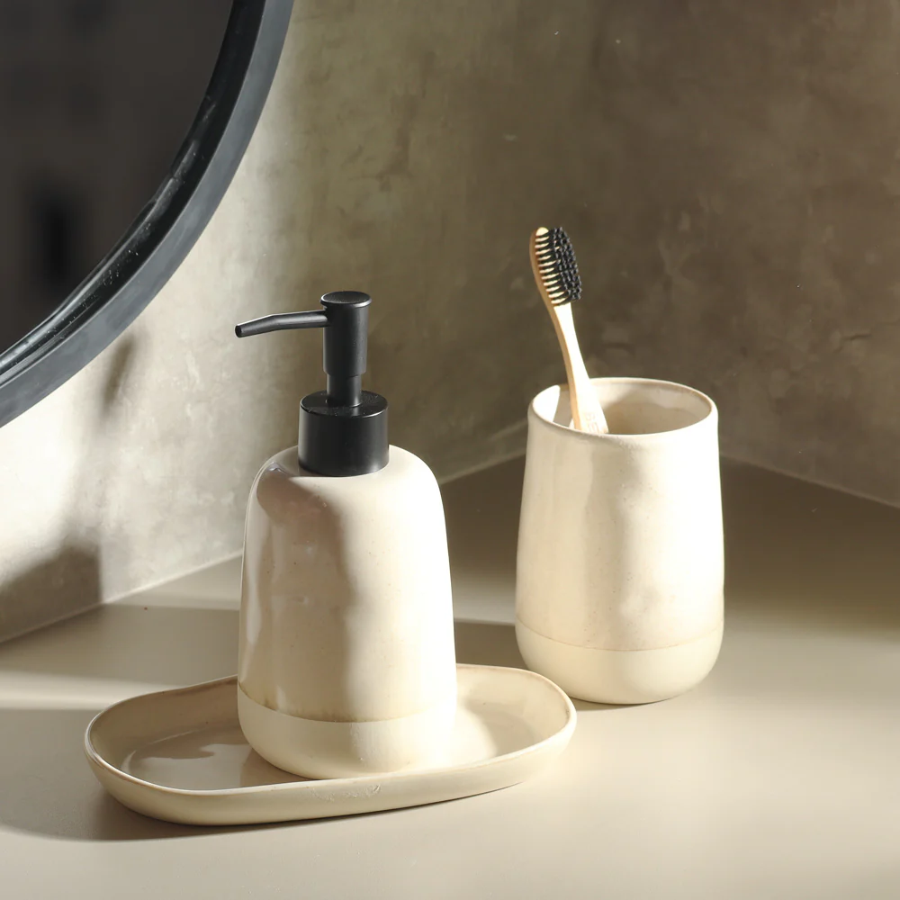 Theo 3-piece Bathroom Set - Sandy Beige - Image 4