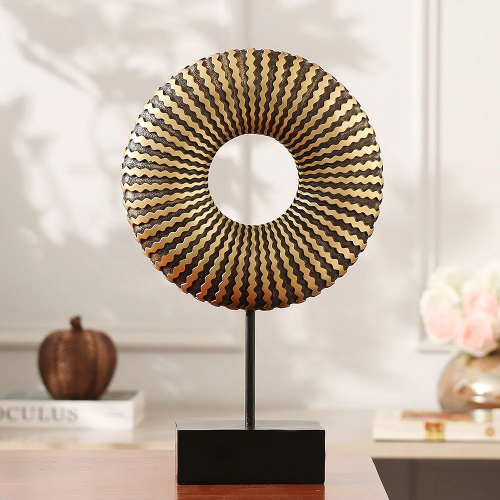 Thresh Decorative Sculpture - Gold & Black - Image 4