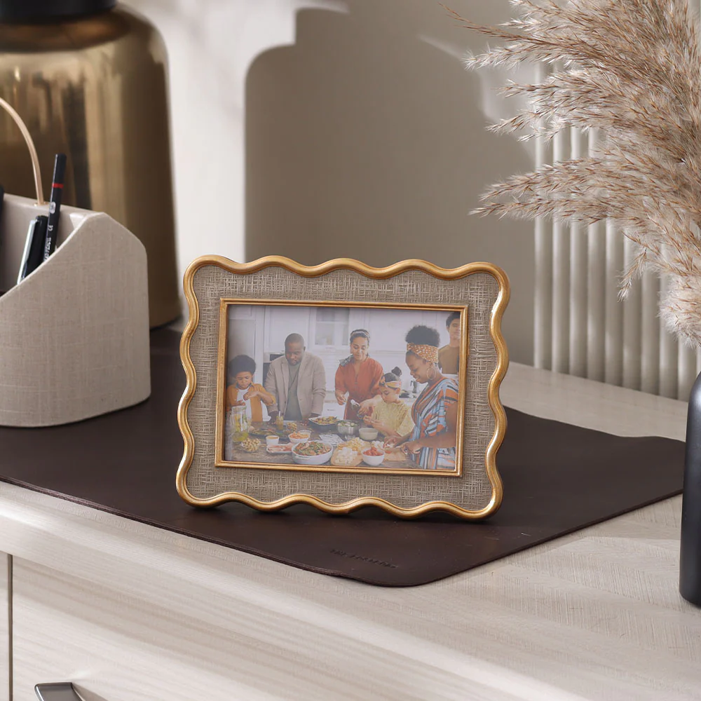 Tidal Photo Frame Medium - Grey Gold - Image 4