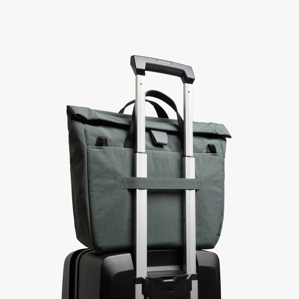 Tokyo Messenger Bag 14 inch - Everglade - Image 9