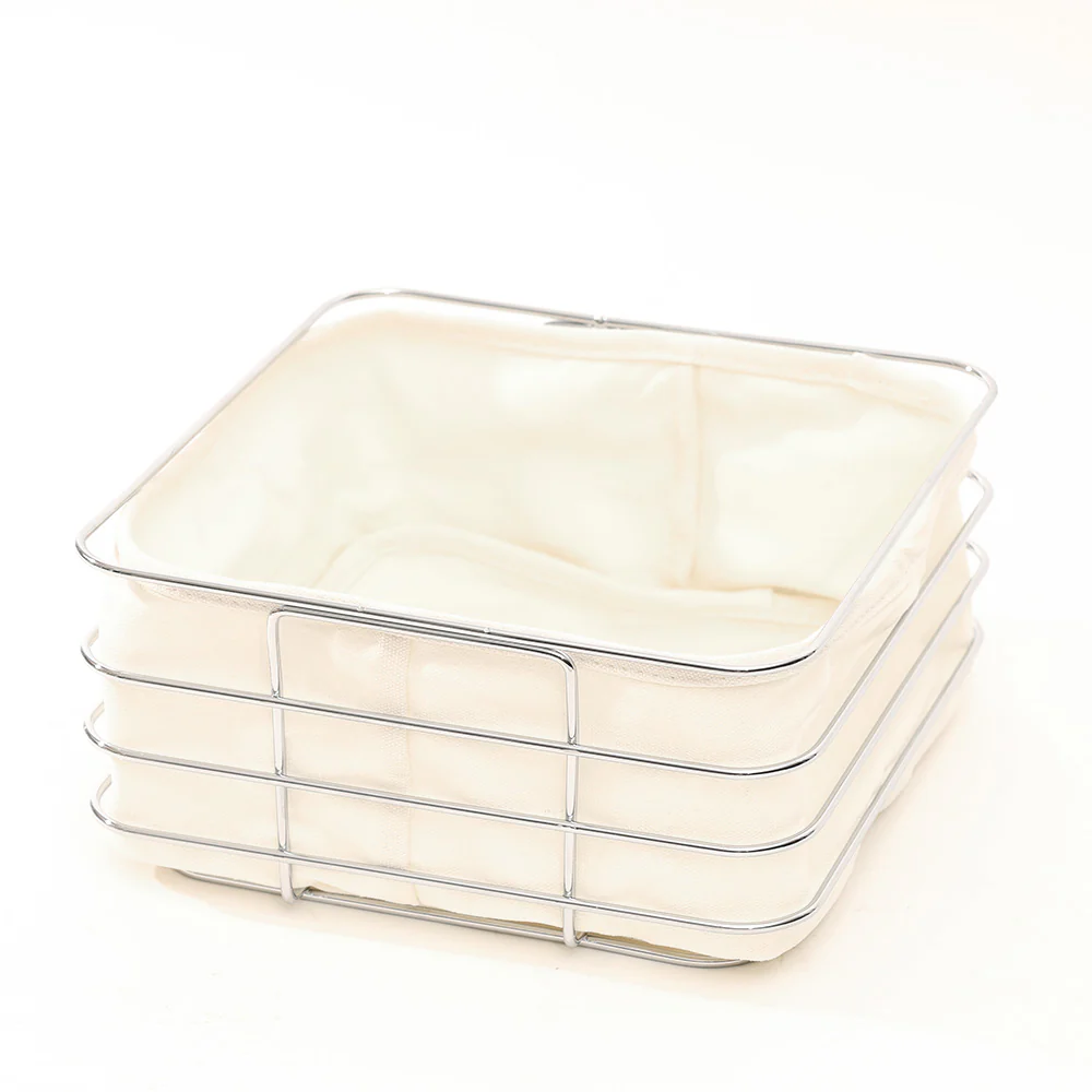 Trace Square Bread Basket with Lining Medium - Silver - Image 3