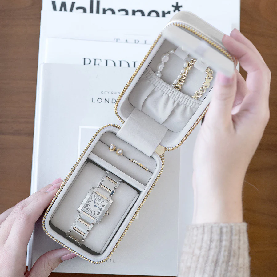 Travel Jewellery & Watch Pouch - Taupe - Image 5