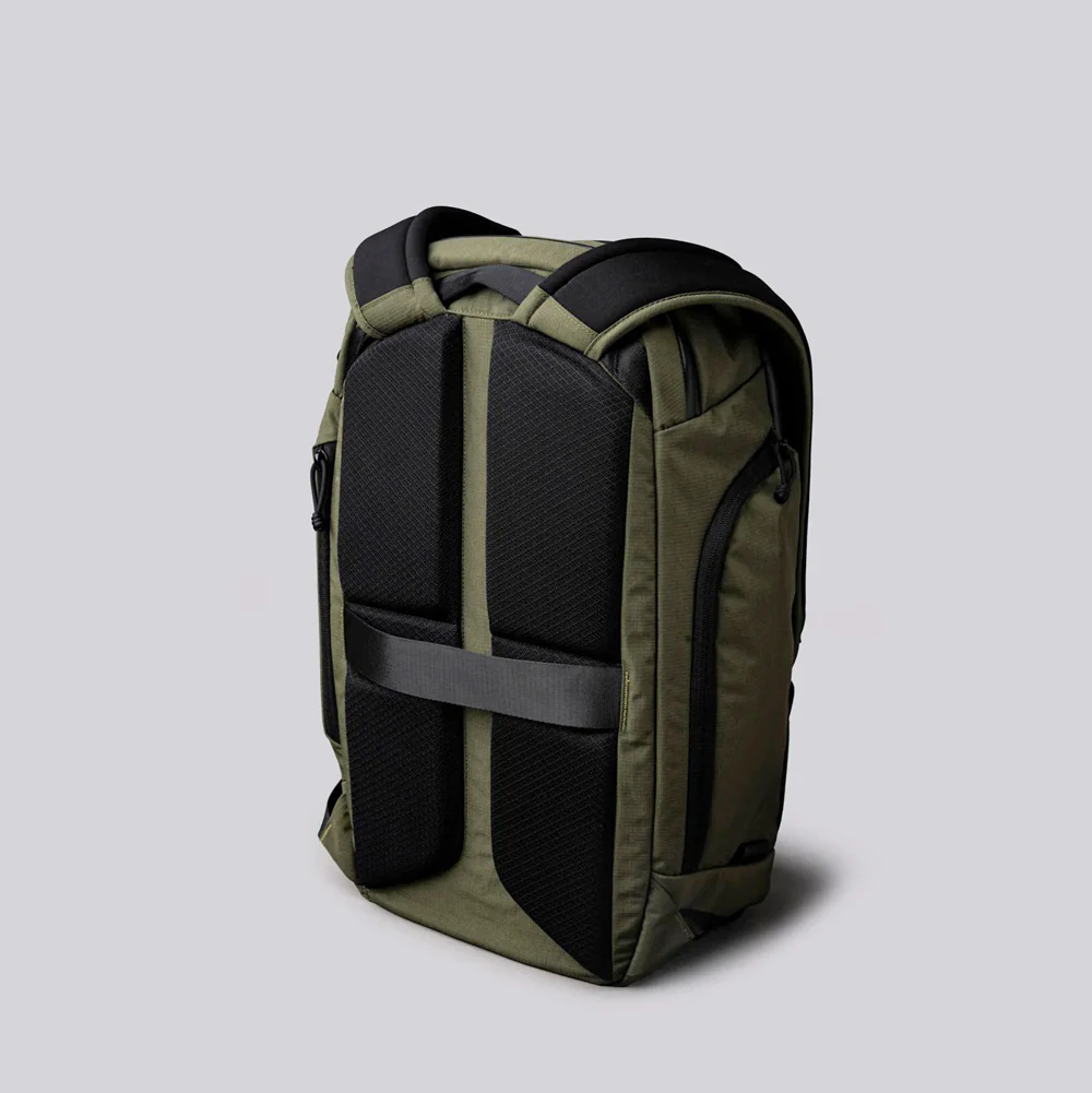 Traverse Backpack 30L - Axoflux Green - Image 10
