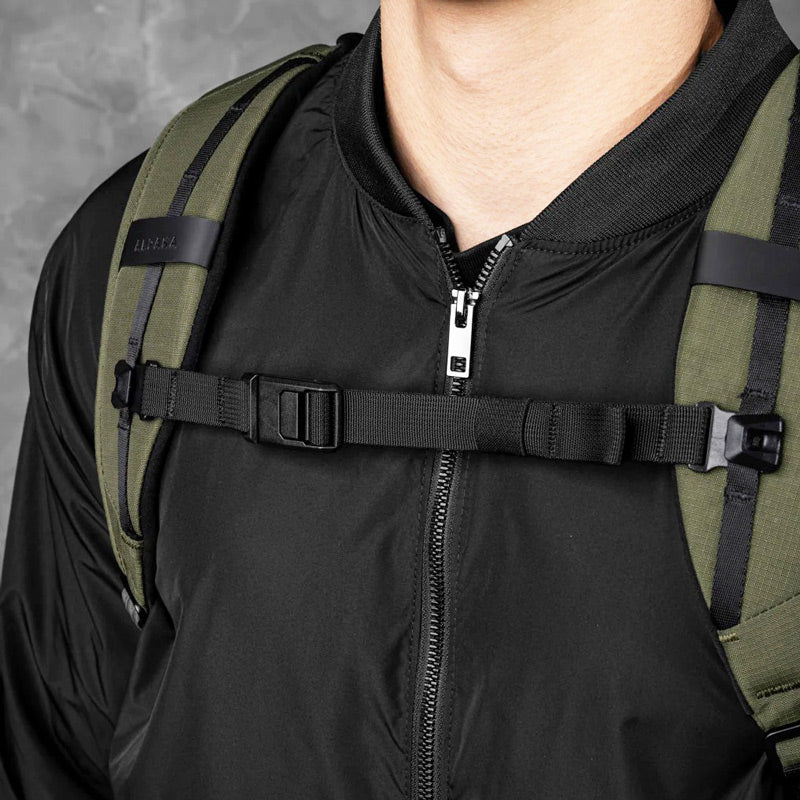 Traverse Backpack 30L - Axoflux Green - Image 15