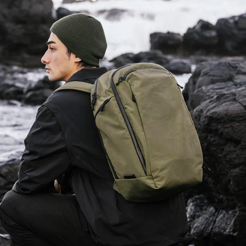 Traverse Backpack 30L - Axoflux Green - Image 2