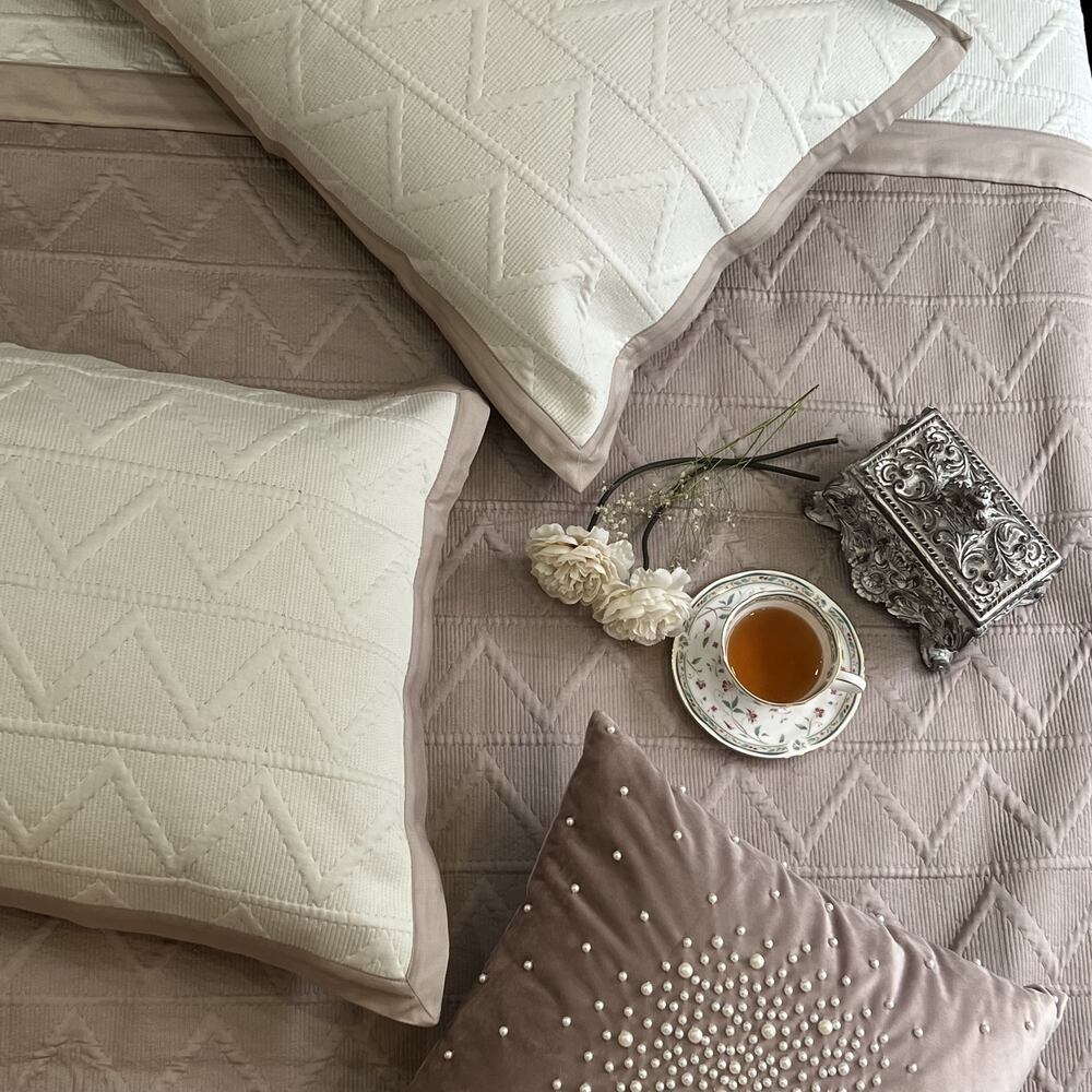 Trigon Cotton Reversible Bedspread - Buff and Ivory - Image 2