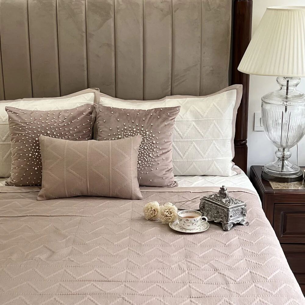 Trigon Cotton Reversible Bedspread - Buff and Ivory - Image 4