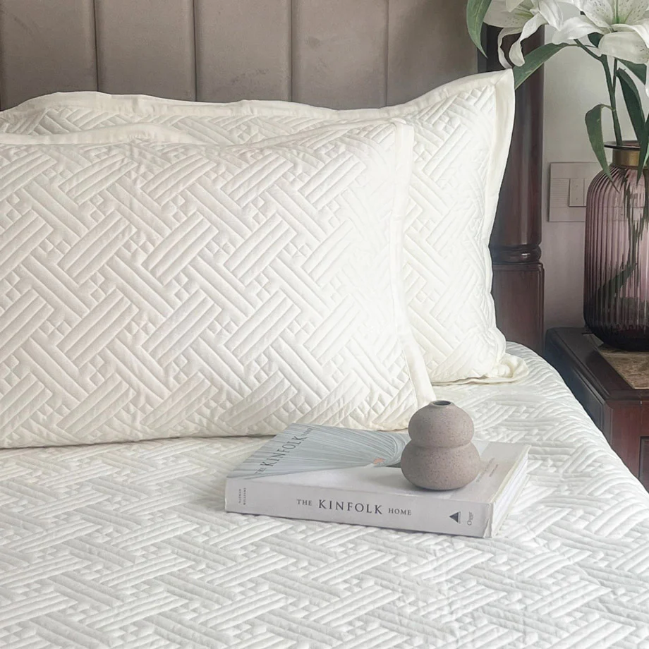 Triumph Cotton Reversible Bedspread - Ivory