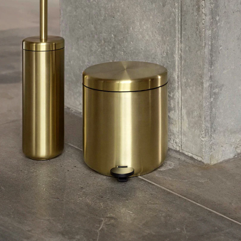 Ume Stainless Steel Pedal Bin 4L - Matte Brass - Image 8
