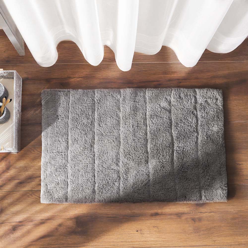 Vena Chalk Striped Tufted Bathmat - Light Grey - Image 2