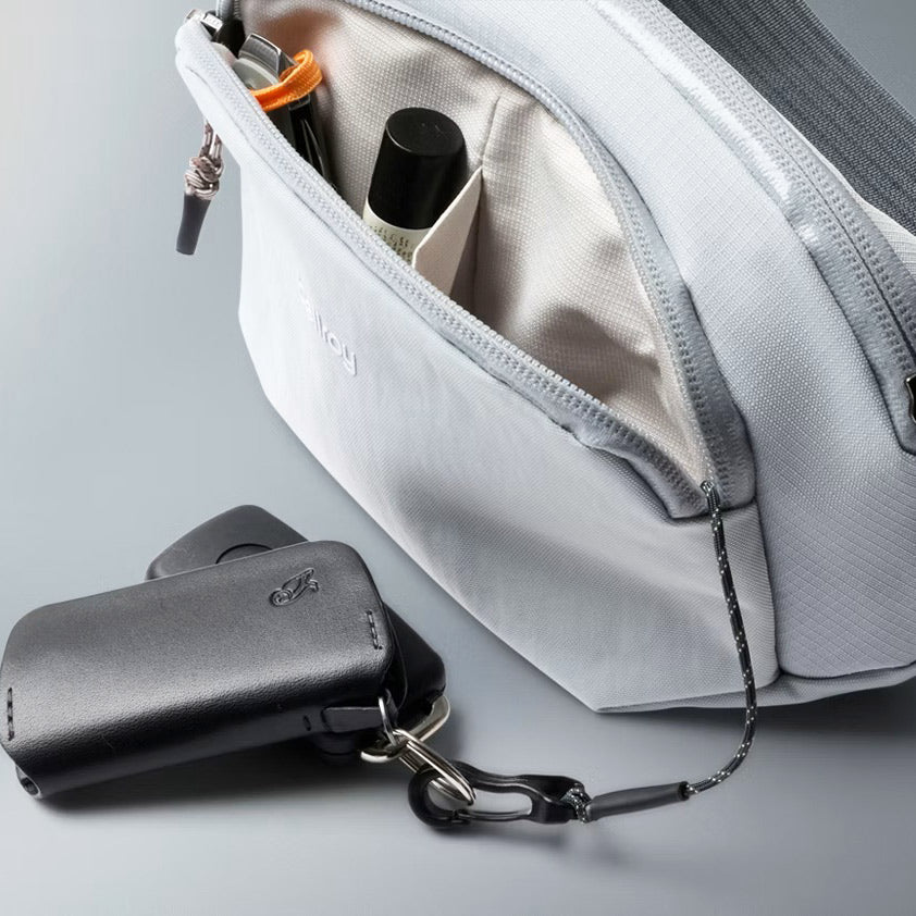 Venture Hip Pack 1.5L - Fog - Image 6