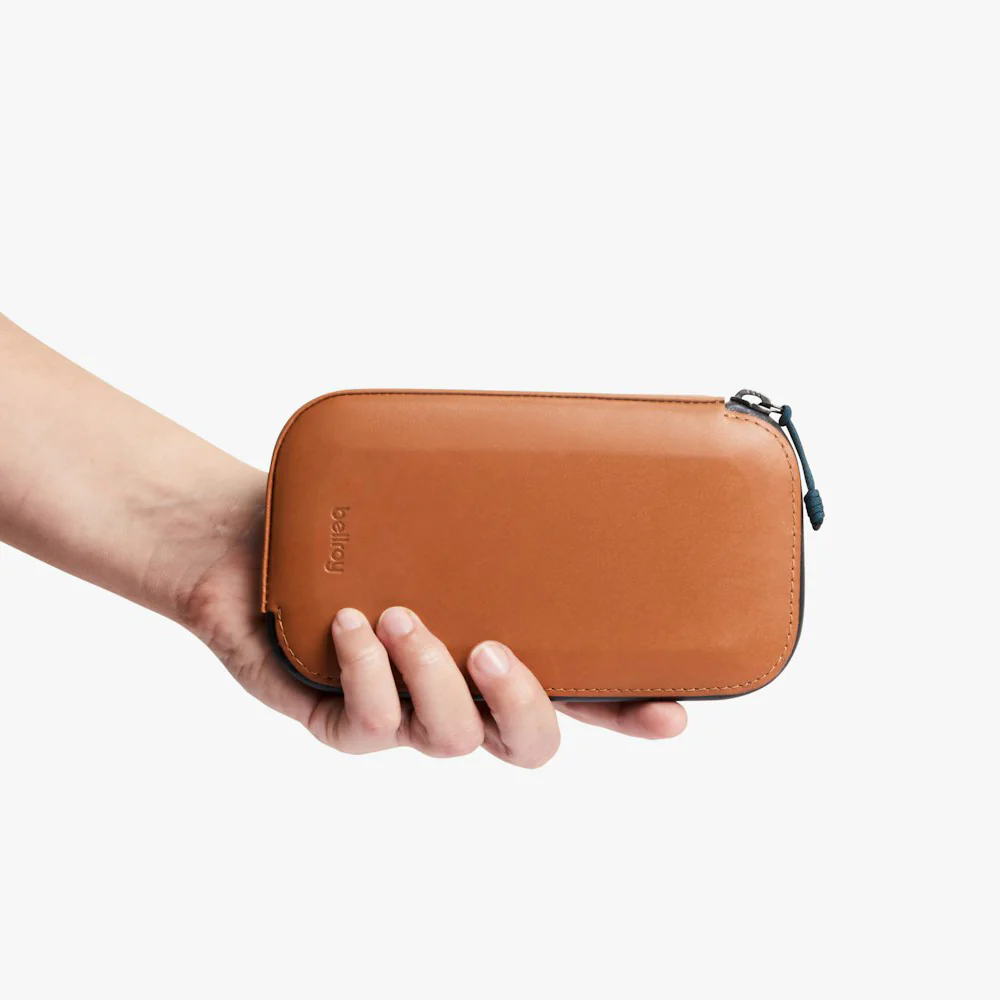 Venture Phone Pocket - Bronze - Image 5