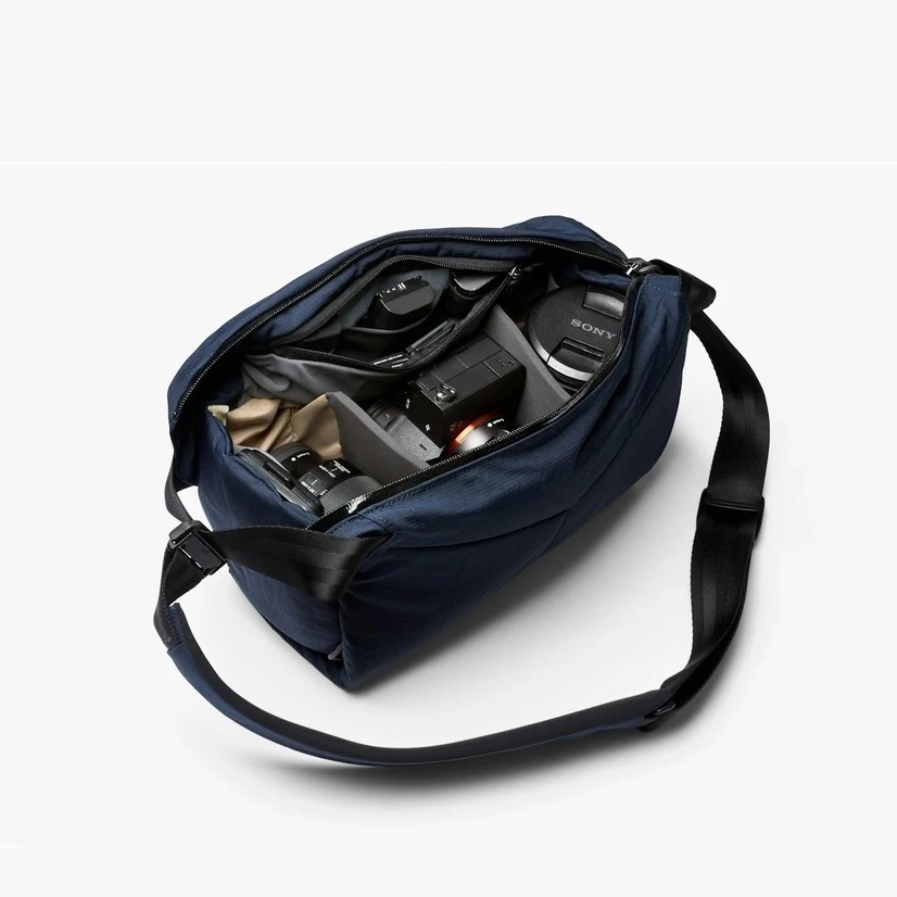 Venture Sling Bag Camera Edition 10L - Nightsky - Image 4