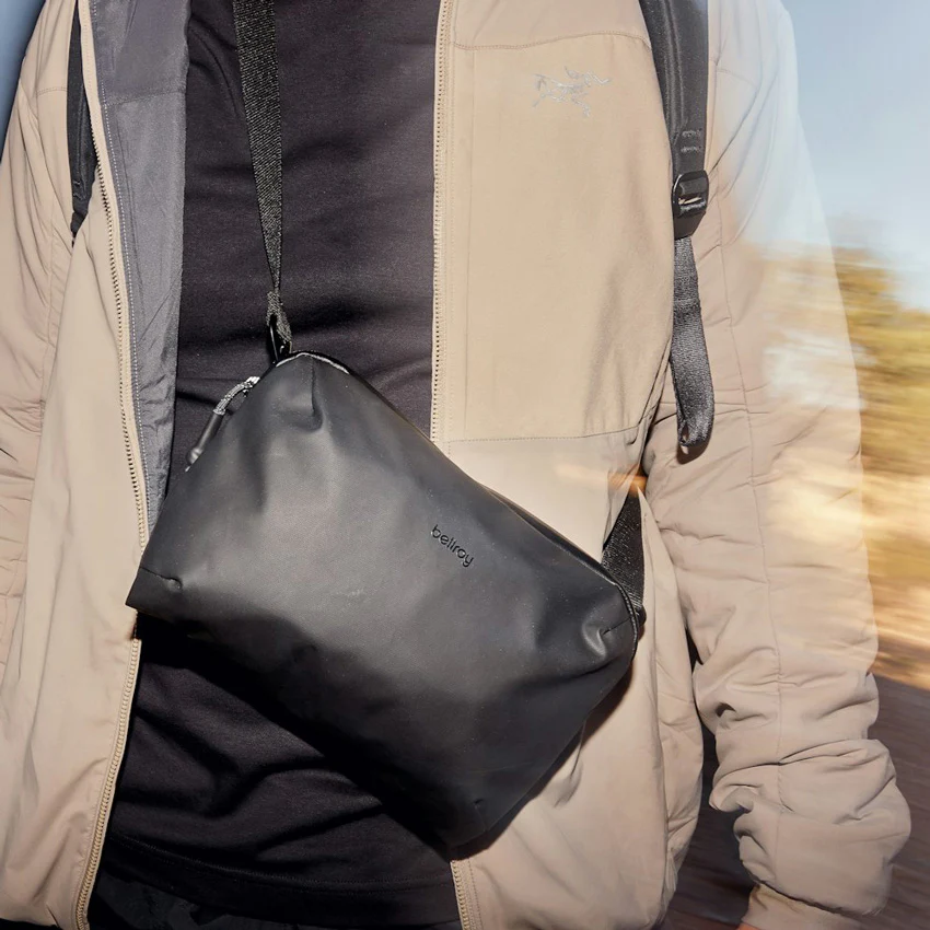 Venture Travel Crossbody - Jet Black - Image 2
