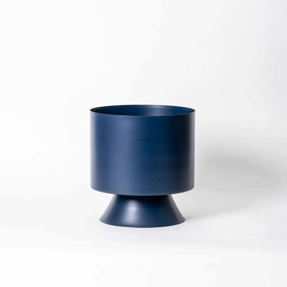 Vera Round Metal Planter Medium - Ink Blue - Image 3