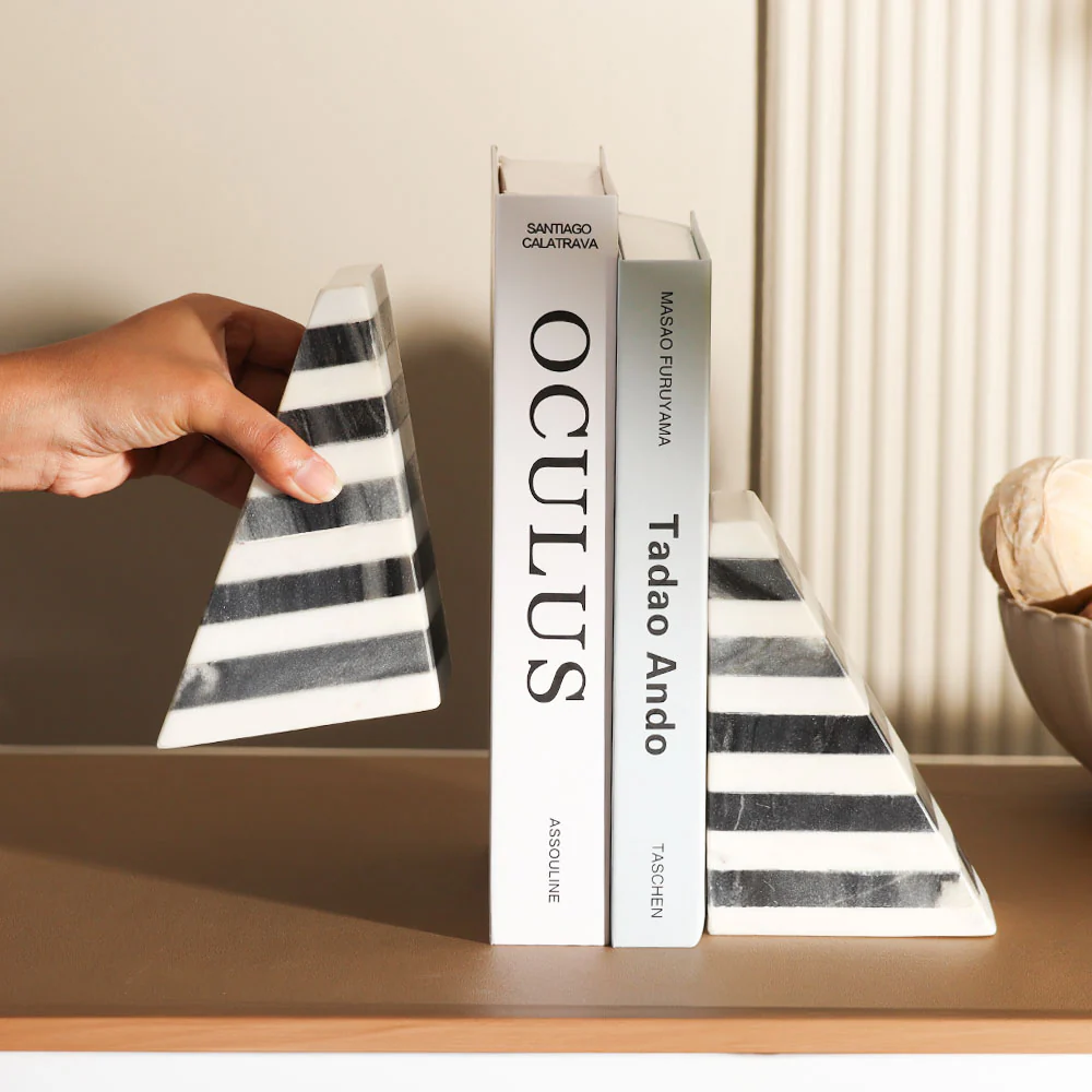 Vesta Marble Bookends, Set of 2 - Grey White - Image 3