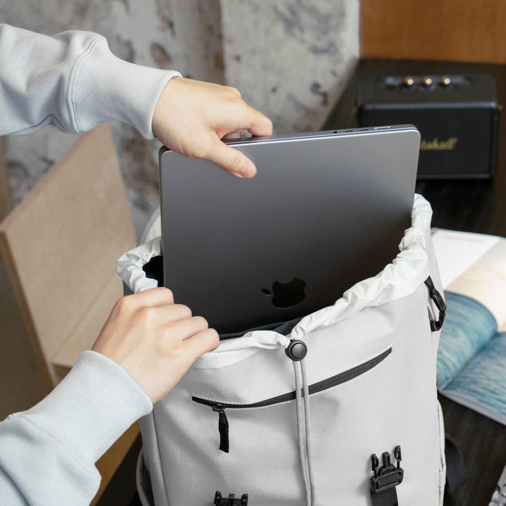 VintPack Laptop Backpack 22L - Grey - Image 3