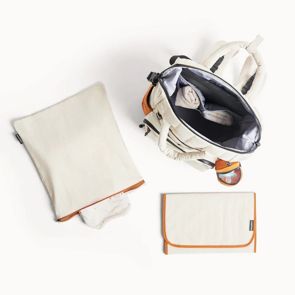 Paz Diaper Backpack 25L - Tangerine - Image 12