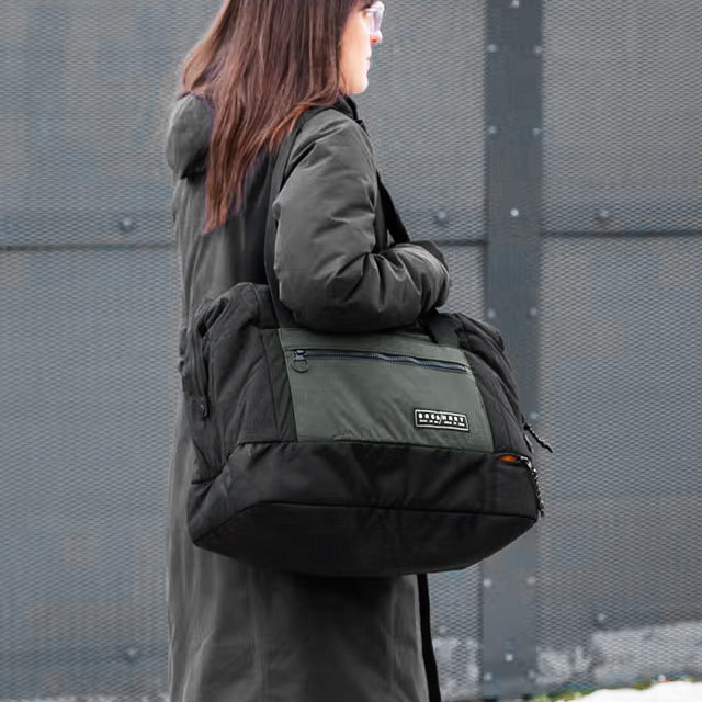 Walker Duffel Bag - Black - Image 11