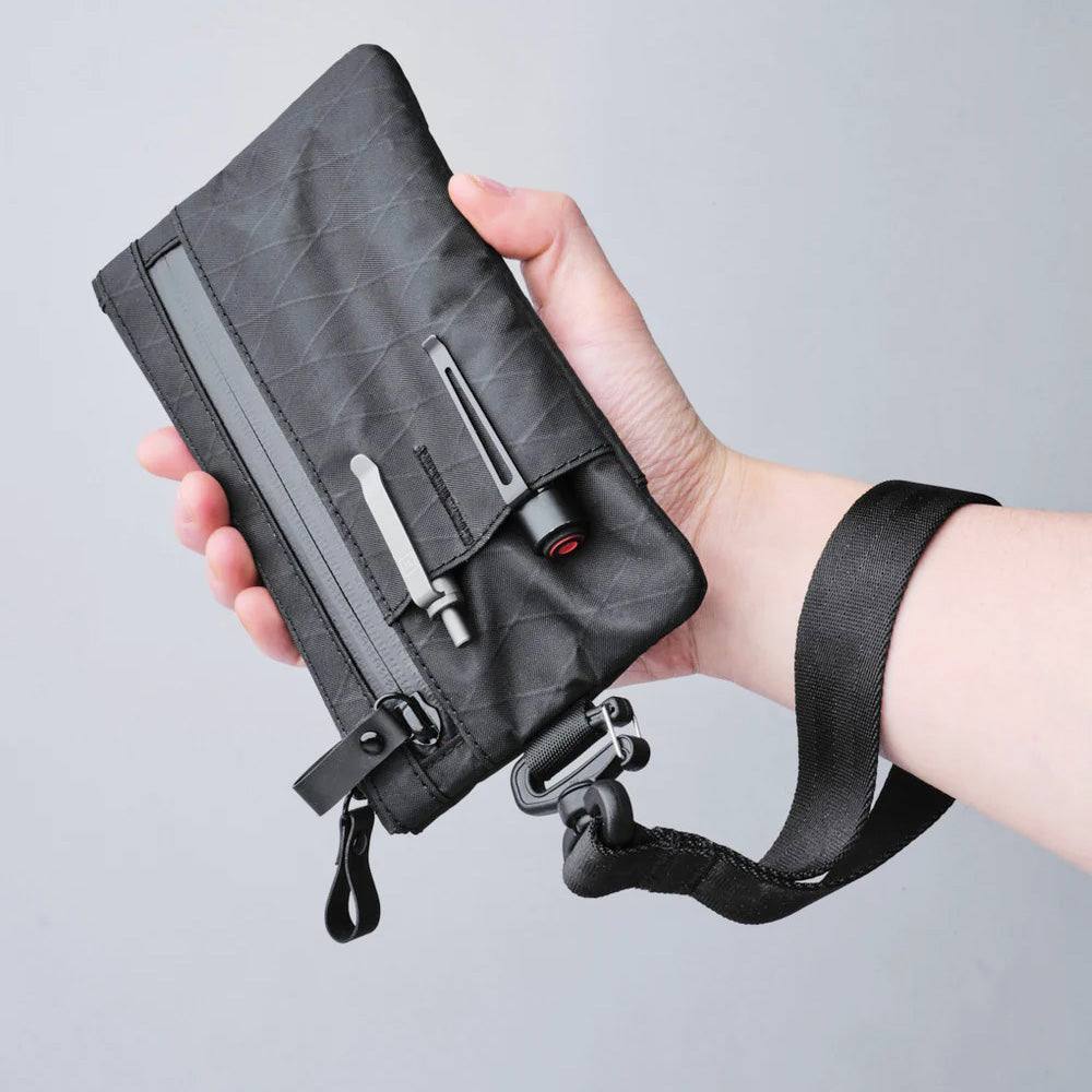 Zip Clutch - Black VX21