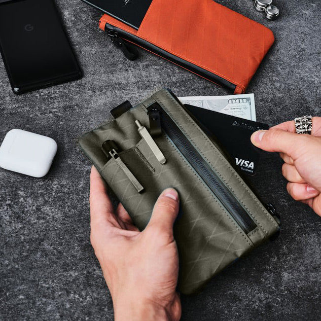 Zip Clutch - Dark Green VX21