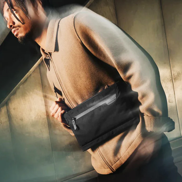 Zip Pouch Max V2 - Axoflux Black - Image 4