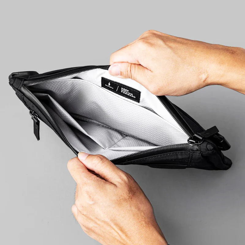 Zip Pouch Max V2 - Axoflux Black - Image 5